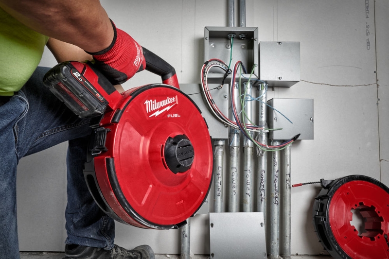 4933478591 KIT Milwaukee M18 FPFT-20230MNCSET Fuel Powered Fish Tape COMPL 4933478591 KIT Milwaukee M18 FPFT-20230MNCSET Fuel Powered Fish Tape COMPL